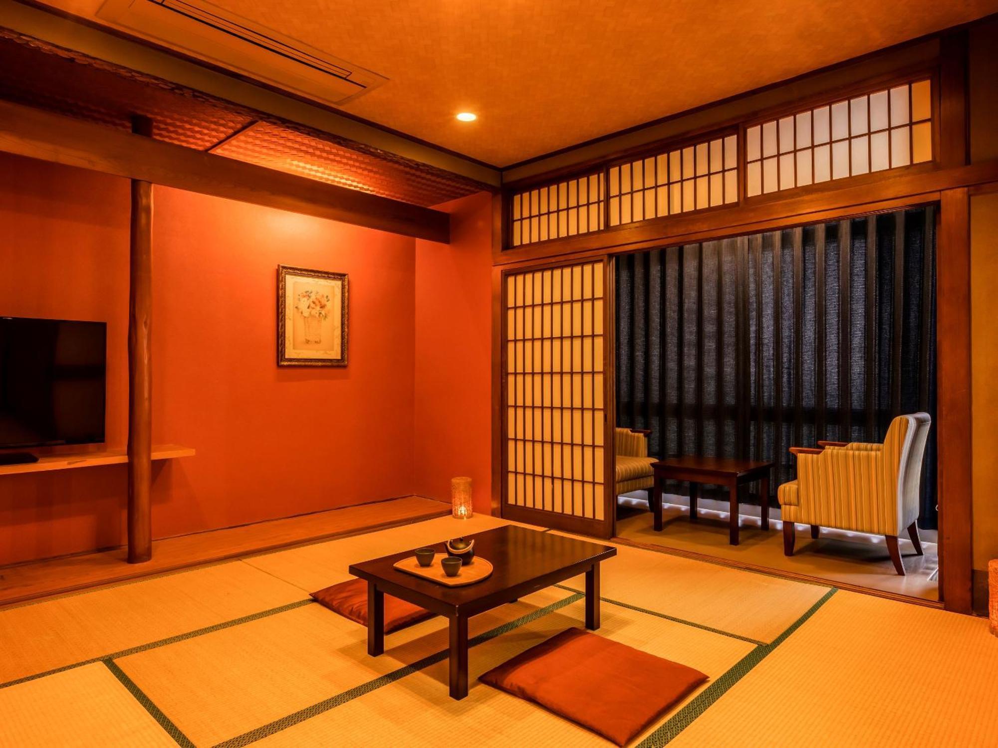 Готель Ooedo Onsen Monogatari Kaike Йонаґо Номер фото